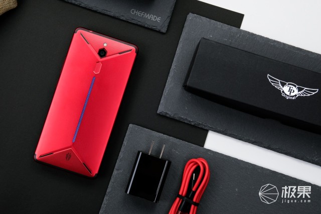 疯魔再现，鹿死它手，“竞”让Switch也甘拜下风