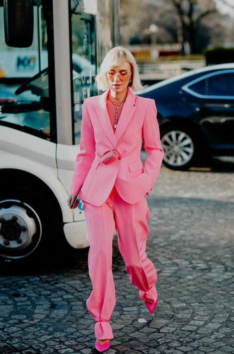 阔腿裤高跟鞋喇叭裤,阔腿裤穿高跟鞋好看吗