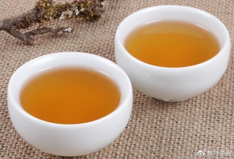 蜜兰香的品质特点,蜜兰香清香型和浓香型区别