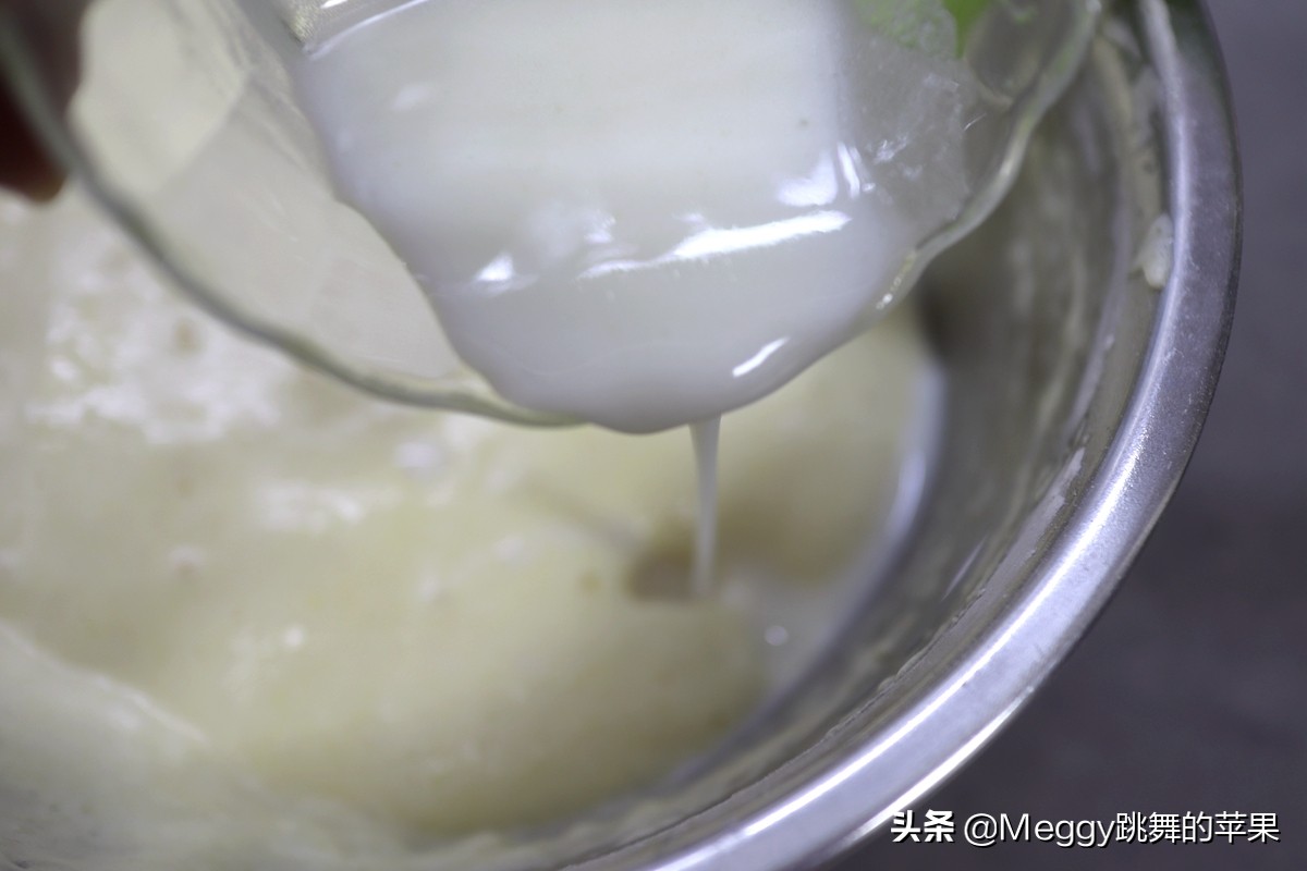 全蛋打发的可可海绵蛋糕,全蛋海绵蛋糕打发到什么程度