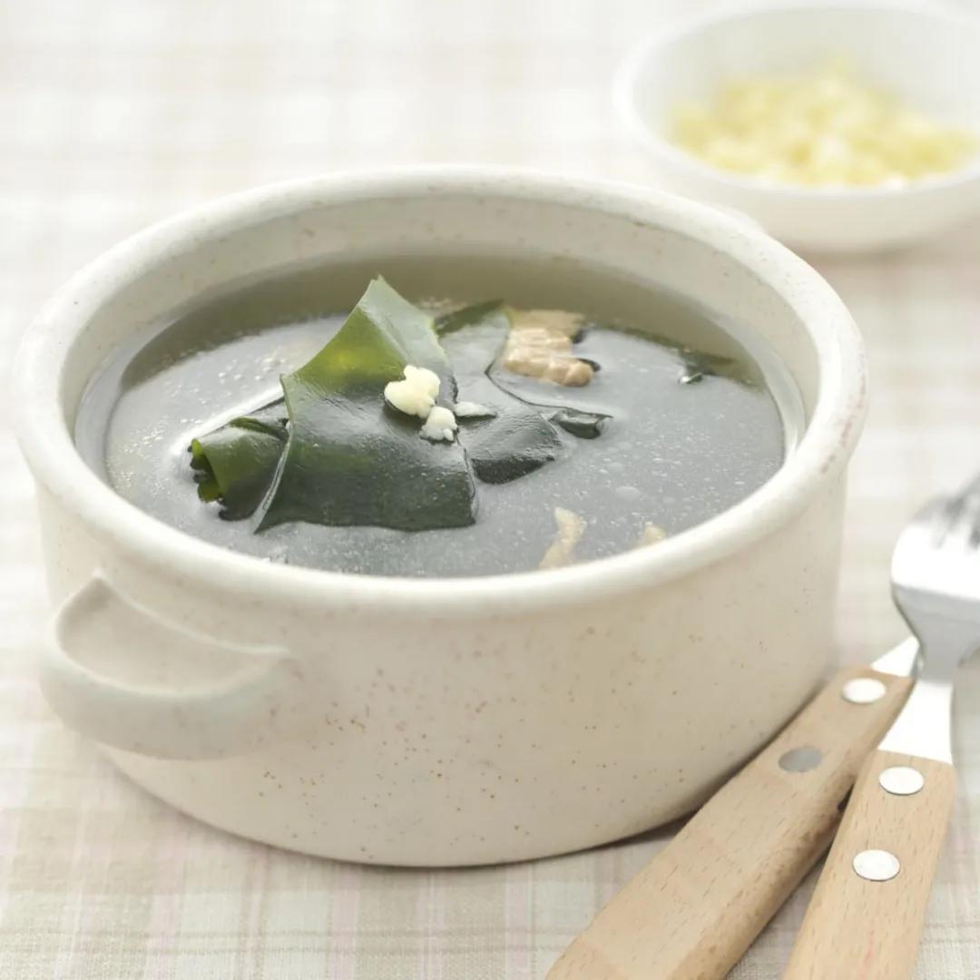 昆布是海白菜吗,昆布是海草吗