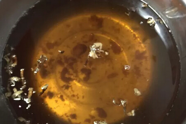 不粘锅会致癌是真的假的,不粘锅吃了致癌