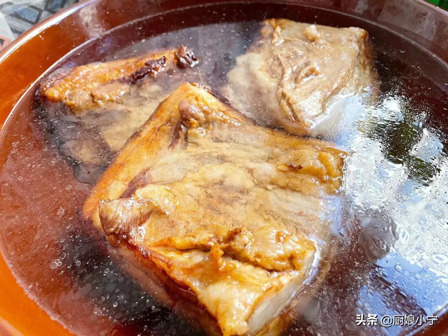 炸扣肉起泡的道理,炸脆皮扣肉起泡的技巧