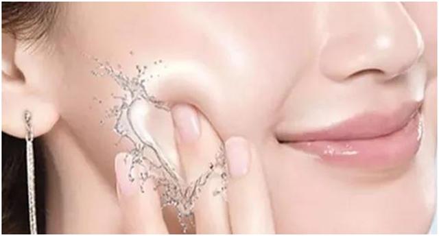 毛孔粗大满脸都是坑,毛孔粗大是糙皮病吗