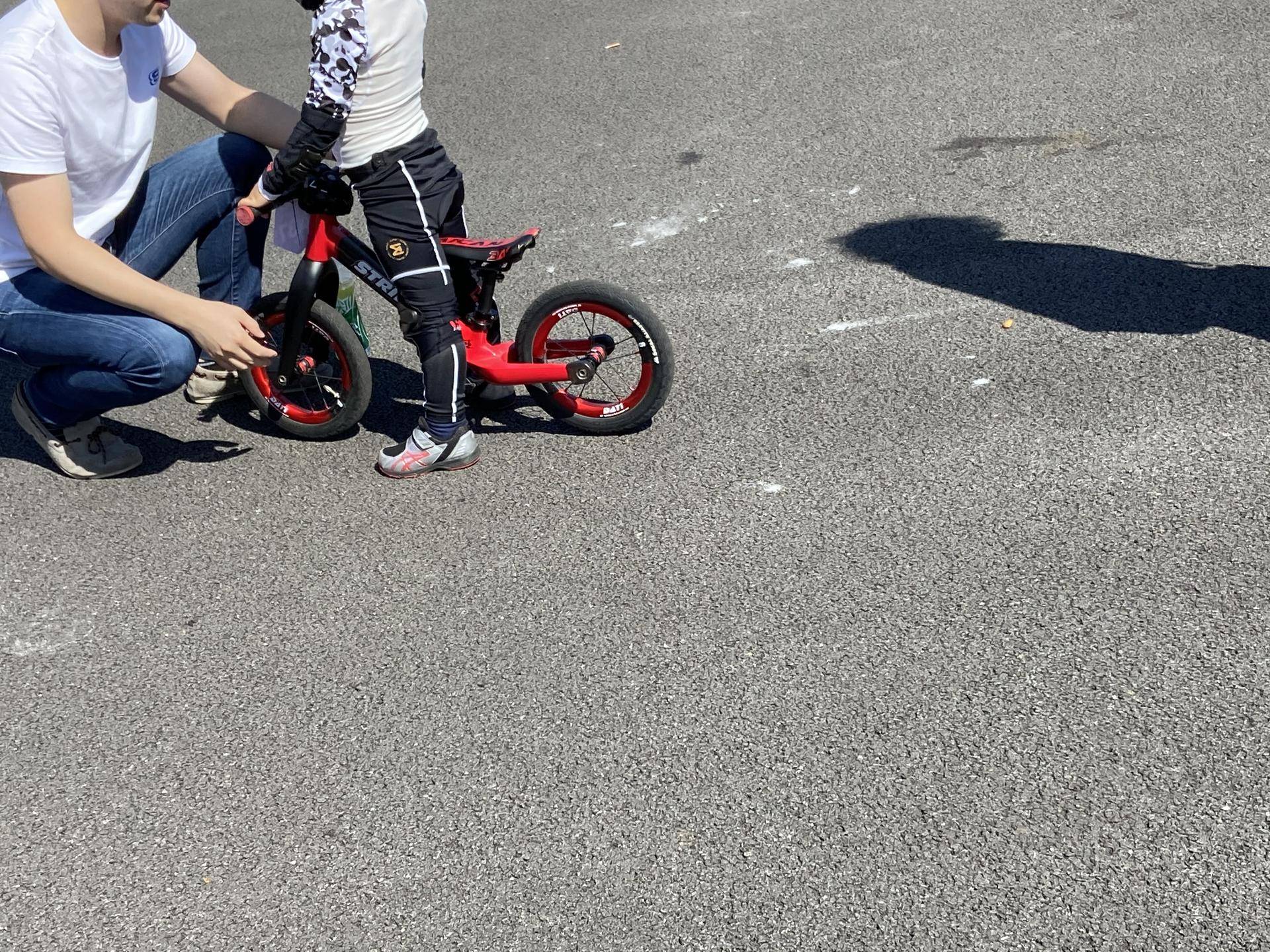 上海荔枝杯平衡车视频比赛 (荔枝杯宁波站平衡车比赛现场)