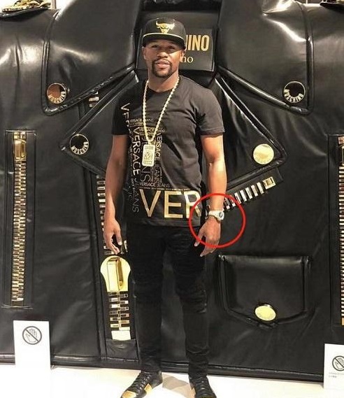 梅威瑟vs帕奎奥梅西到达现场,梅威瑟发布会撒钞票