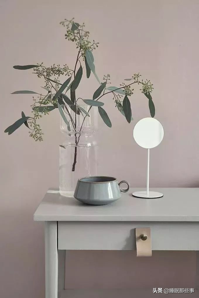 小红书墙面漆什么颜色好看,小红书最爆款是哪些产品