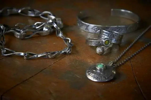 潮流银饰纯银,潮流银饰怎么玩