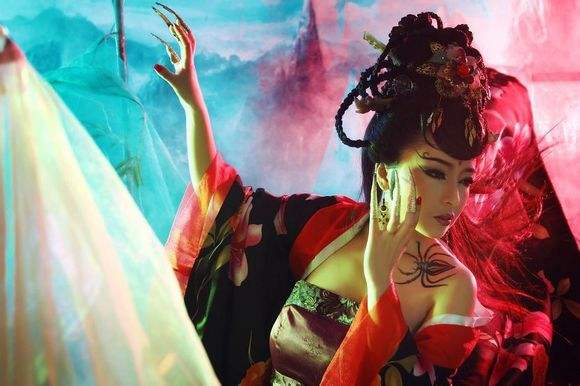 七个蜘蛛精抓了唐僧要吃唐僧肉,蜘蛛精为了吃唐僧肉用了什么计谋