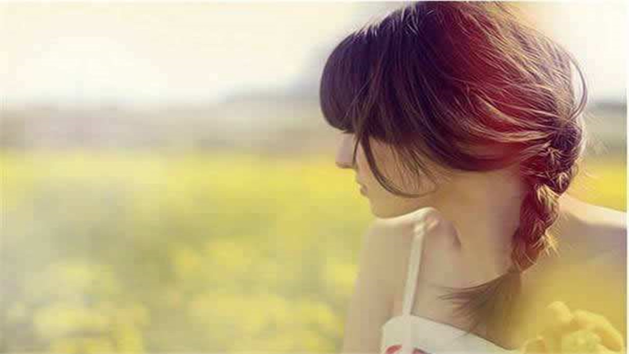 风趣幽默有内涵的女人,女人幽默内涵高情商短句