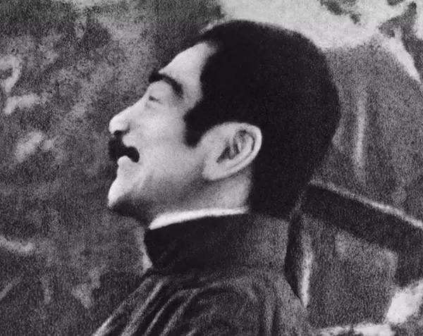 从讨论“铁屋子”，到死前谁都不宽恕，鲁迅究竟在纠结什么？