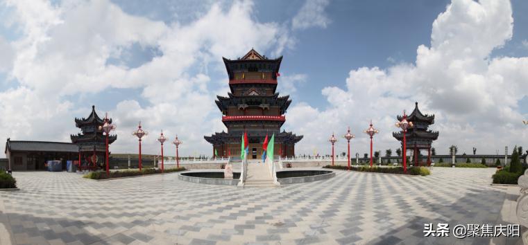 各位旅客前方到站福州站介绍,旅客们前方到达南通站