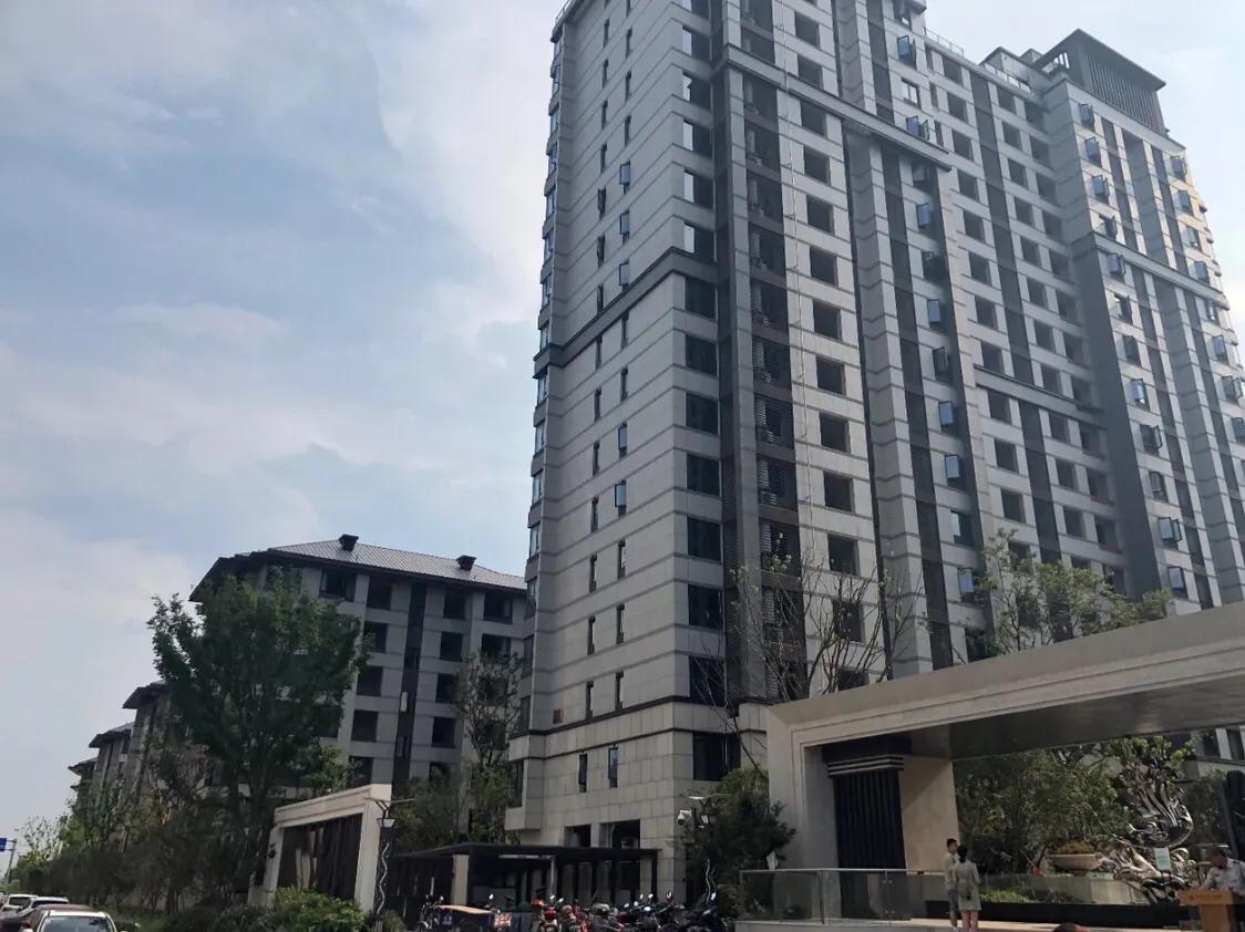 曾涨幅全国第一,流行全款绑车位!嘉兴房价“大锅”上海人不背