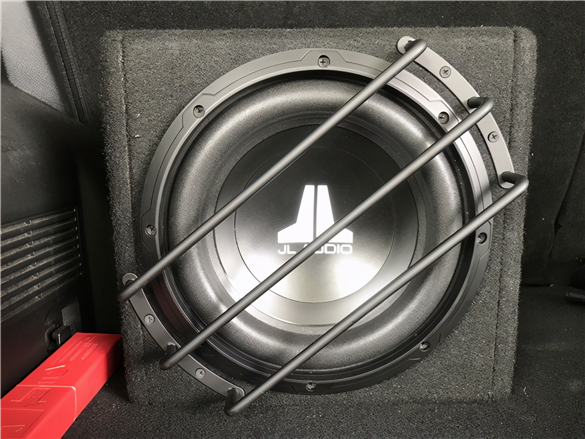 什么汽车的音响改装效果最好,2020款奥迪a6音响需要改装吗