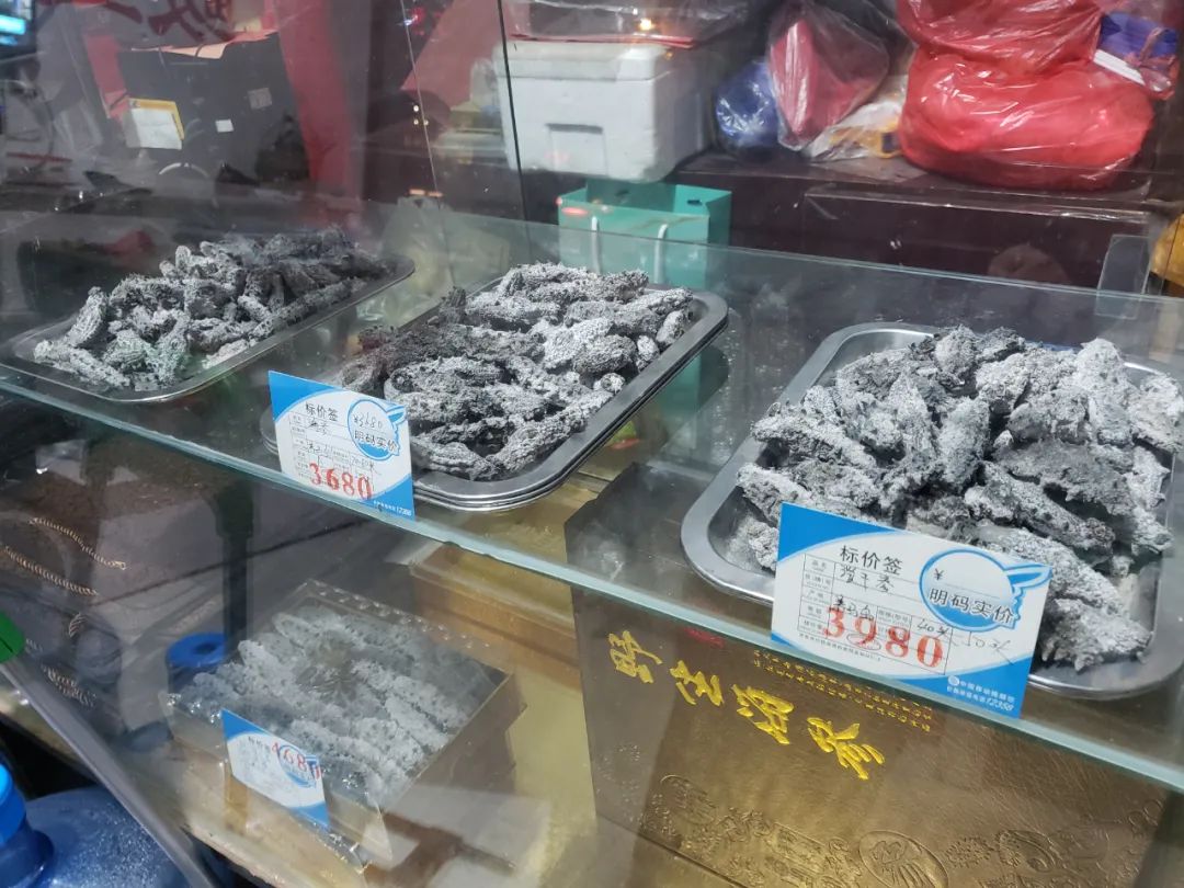 春节前海参市场迎来抢购热:自营品牌与知名品牌同海域产品差价悬殊