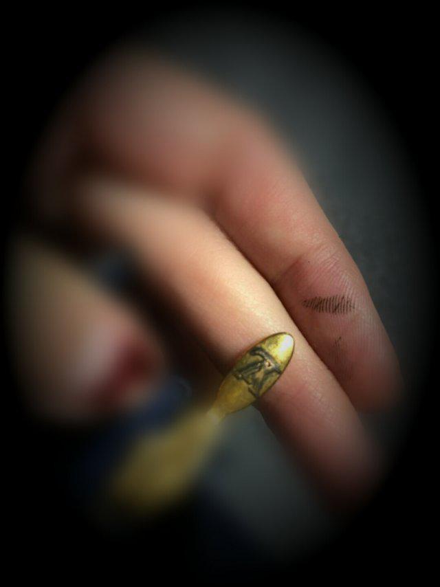 美女托人代购名牌包和朋友撞包,美女托朋友买名牌包