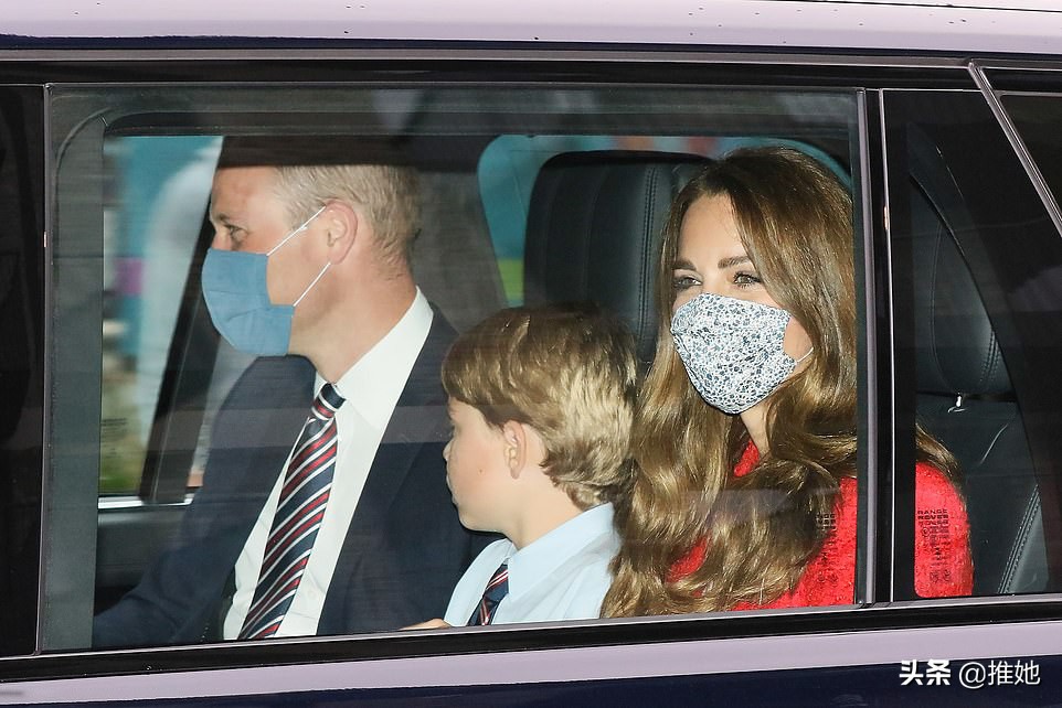 皇家吉祥物,乔治王子英格兰队