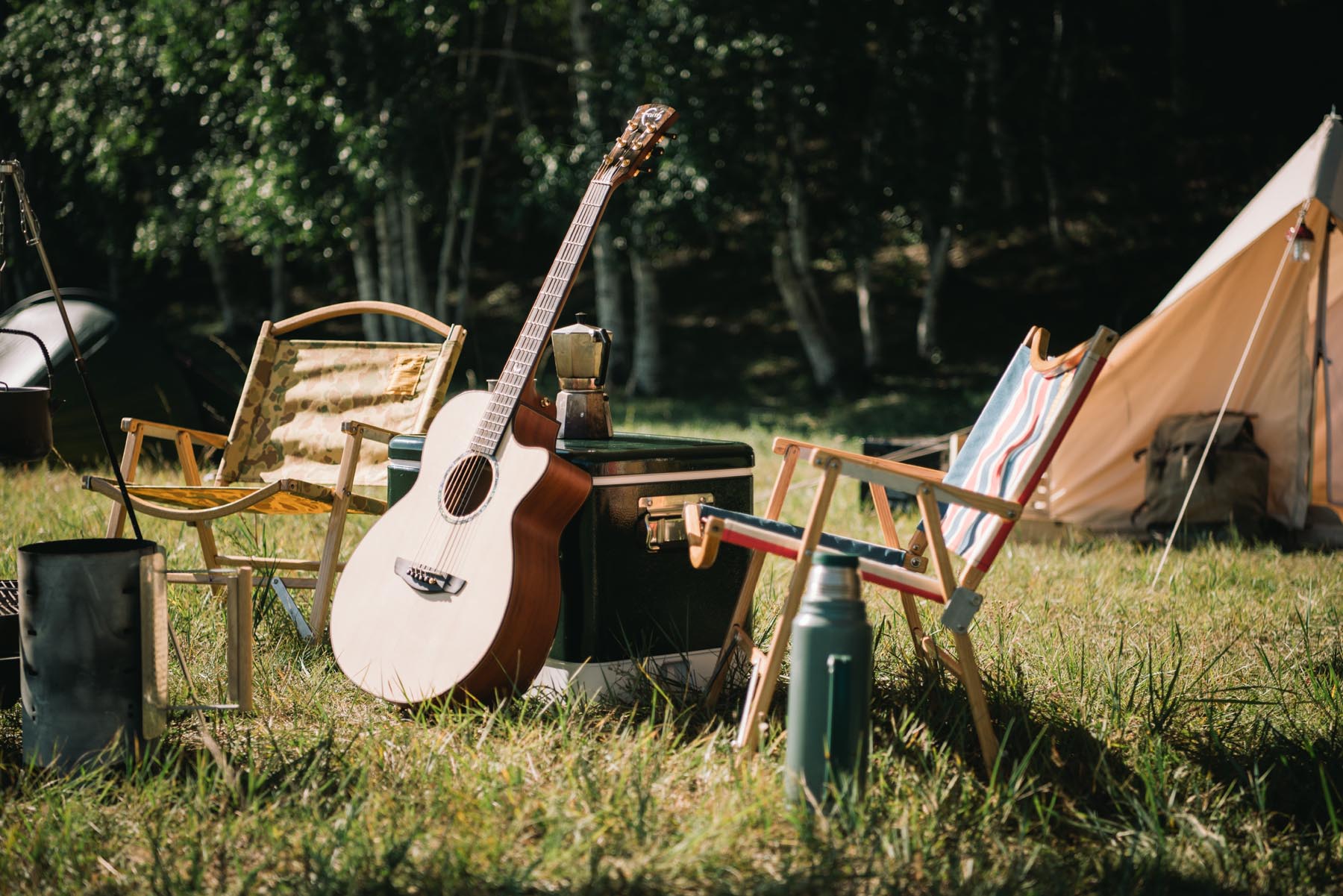 拥有这21件高颜值户外装备,让我们的草原野餐会像家里般优雅