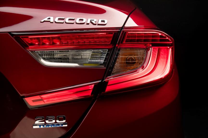 雅阁accord含义,雅阁accord作品