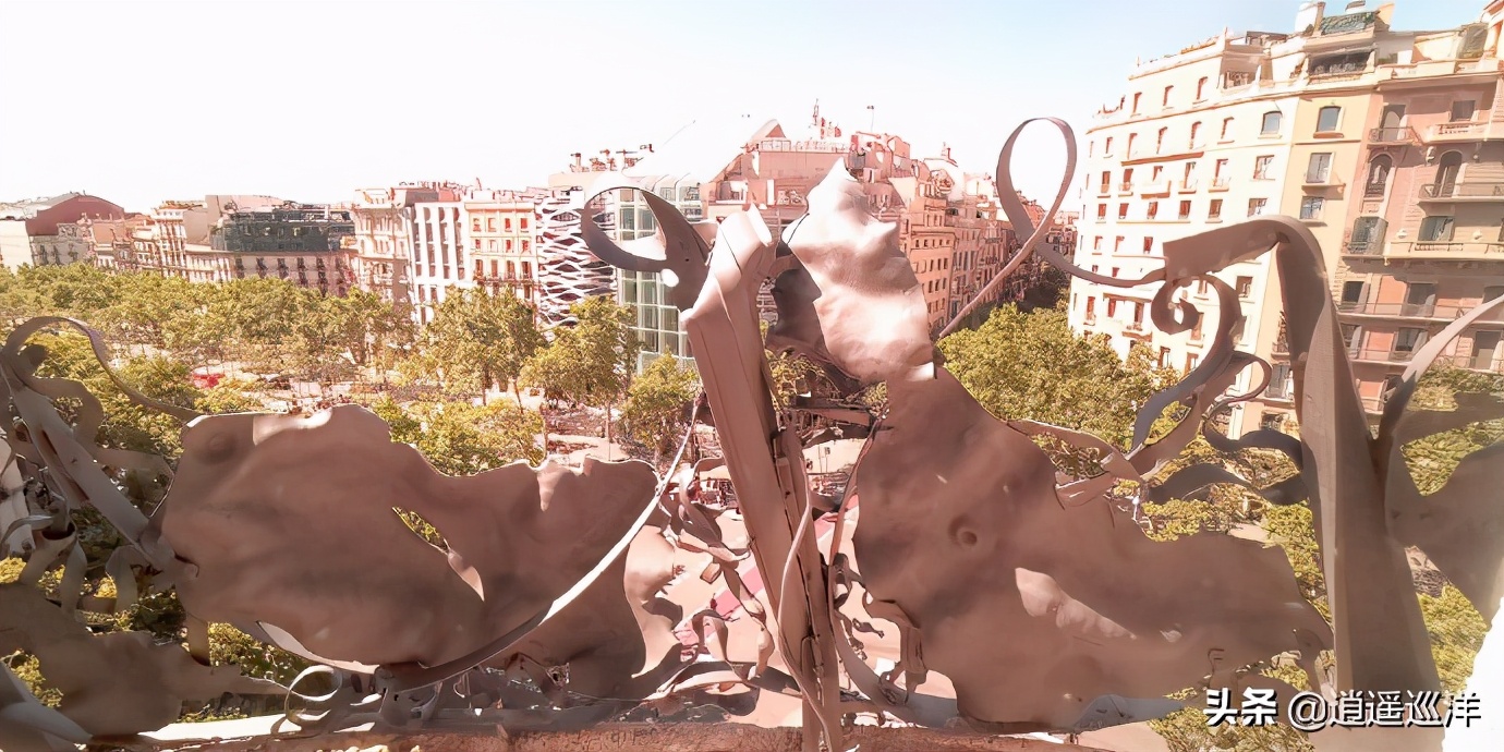 西班牙建筑大师高迪的建筑作品展,西班牙天才艺术设计大师高迪作品