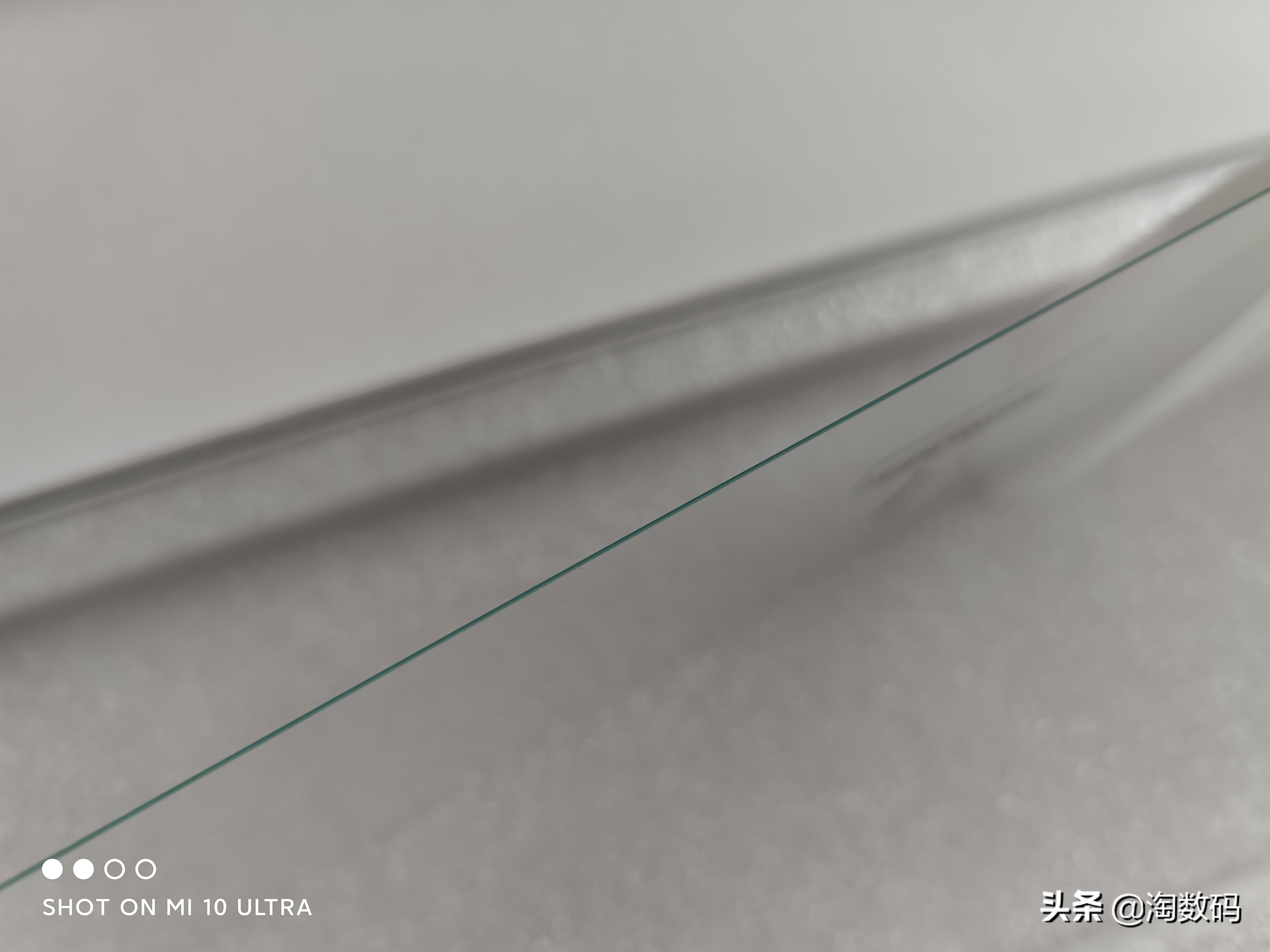 21款e300l亮黑贴膜,e300l豪华立标版2023钢化膜