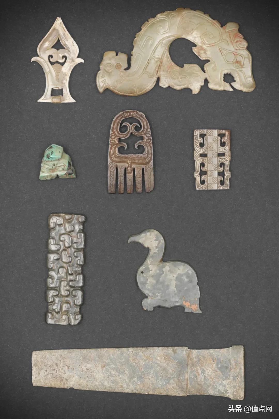 高古玉玉璧商朝,商朝高古玉龙形玉佩真品价格