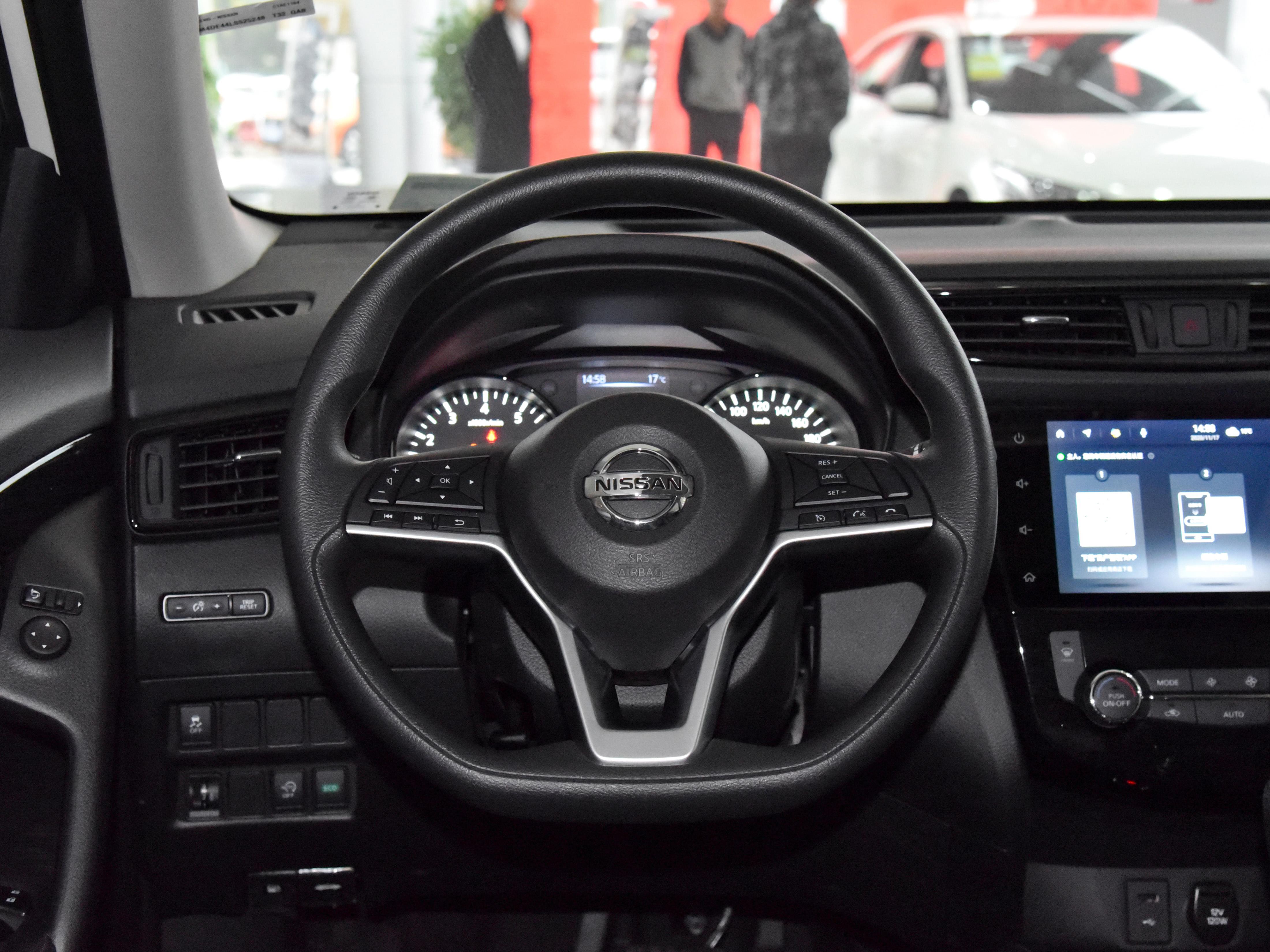 性价比最高的日系suv车奇骏,日产奇骏最便宜四驱suv车型