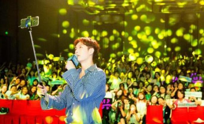 张艺兴回归exo国内粉丝反应,张艺兴早期在exo中的表现