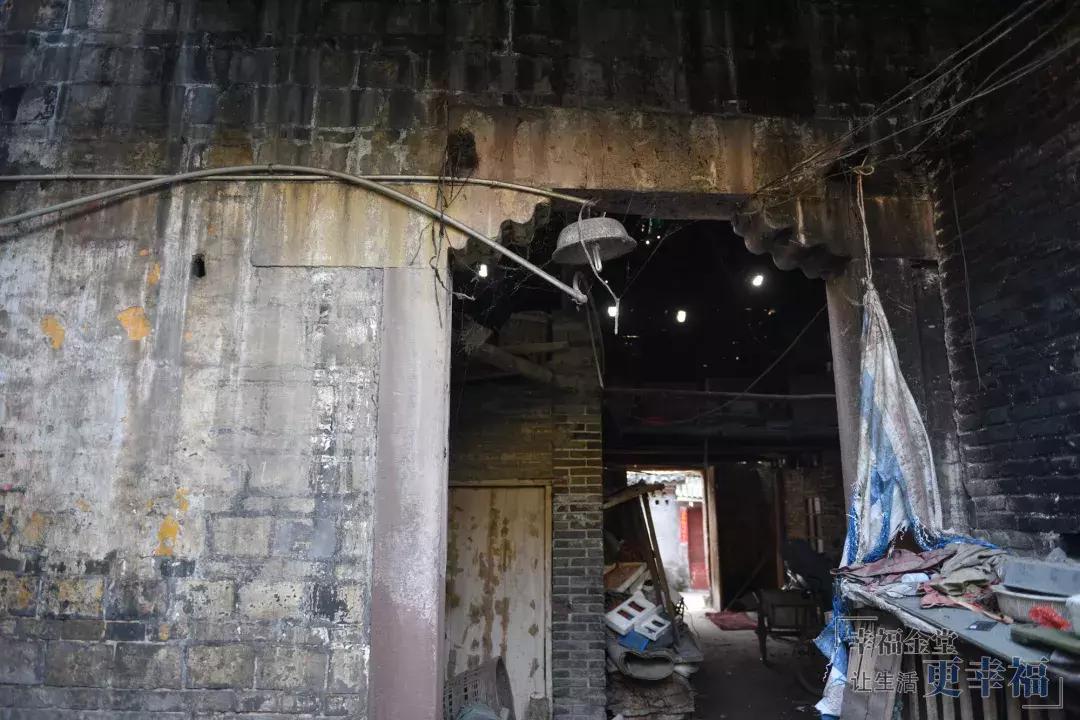 这条老街不仅市井味十足还很文艺,淮州新城古镇