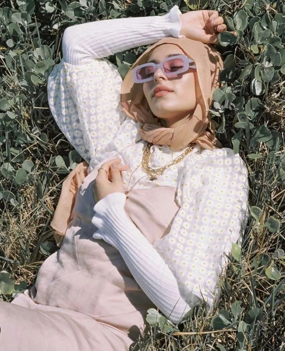 女士怎么挑选适合自己的墨镜,怎么选墨镜框适合脸型