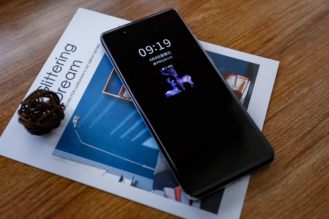 华为p40pro与mate40rs保时捷对比,华为p40pro和vivox70pro哪个好