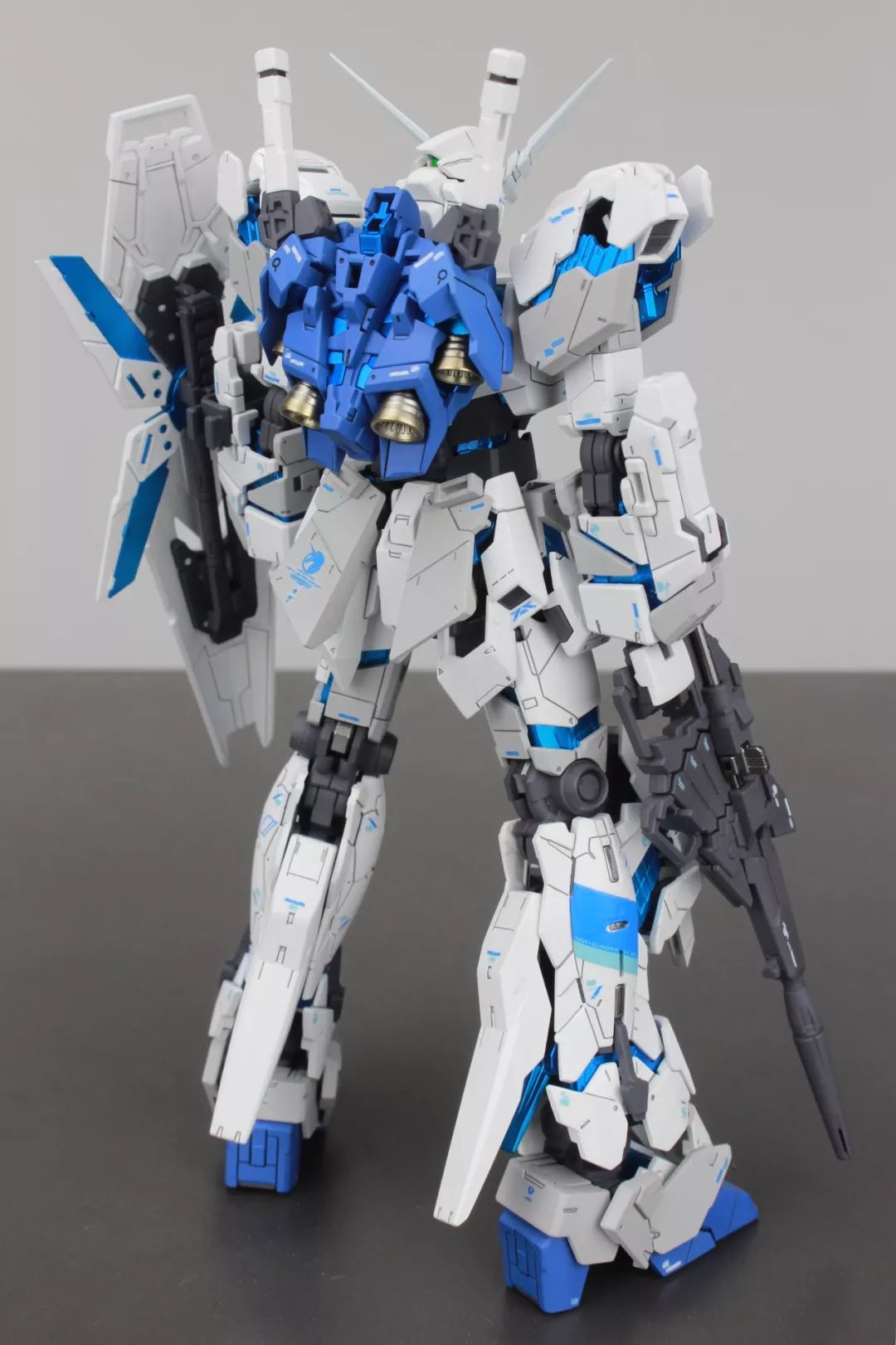 新里程碑rg独角兽高达,如何让rg独角兽高达变得有质感