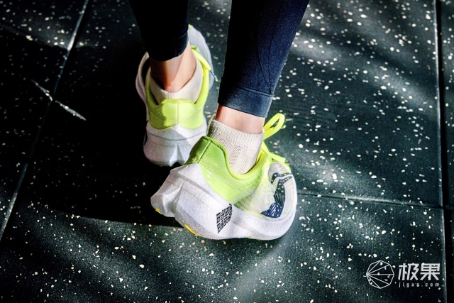 最狠的鞋子,全网最狠的鞋子