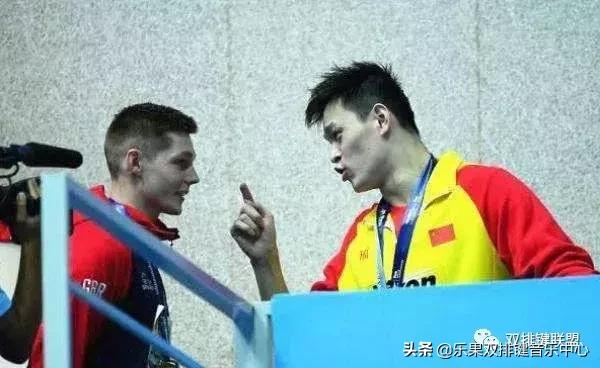 坚持不懈、超越自我，用双排键诠释体育精神