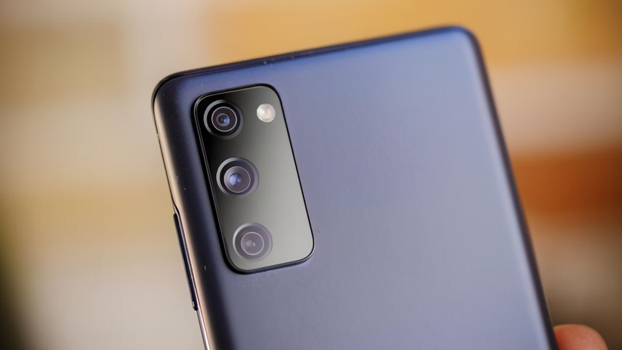 2个月跌价1000元,骁龙888+120Hz+4800mAh