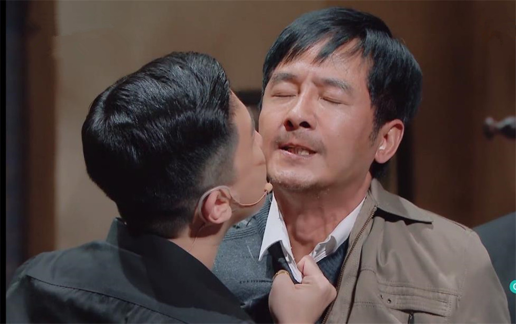 娄烨电影推拿片尾曲,娄烨访谈关于推拿