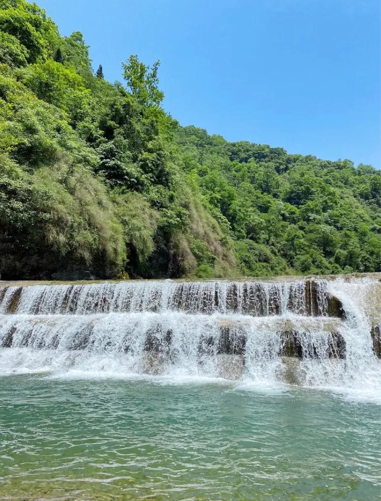 成都周边凉快又可以耍水的地方,成都周边哪有耍水的地方