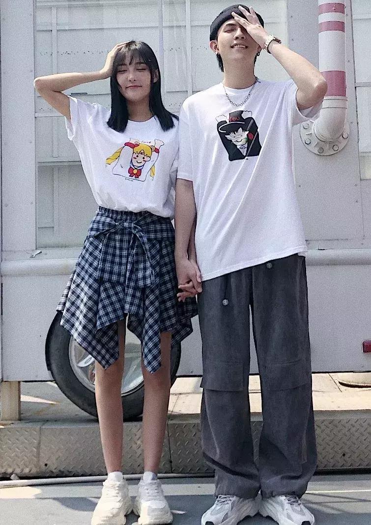 情侣装怎么撒狗粮,秀恩爱高阶技巧情侣装你得这样穿