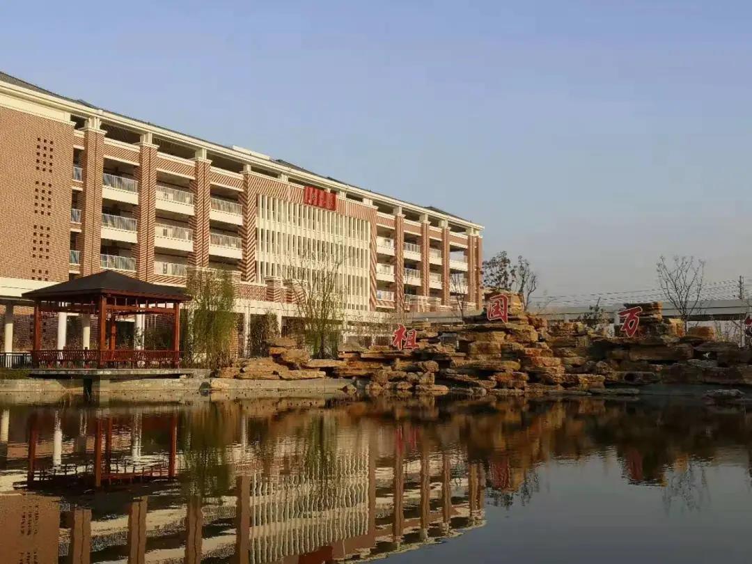 南外和北外哪个好,南外和淮中哪个好