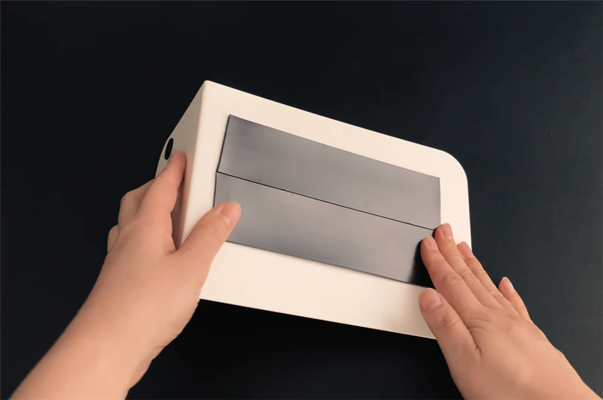 居家隔离门上贴磁条有用么,居家观察为啥要贴磁条