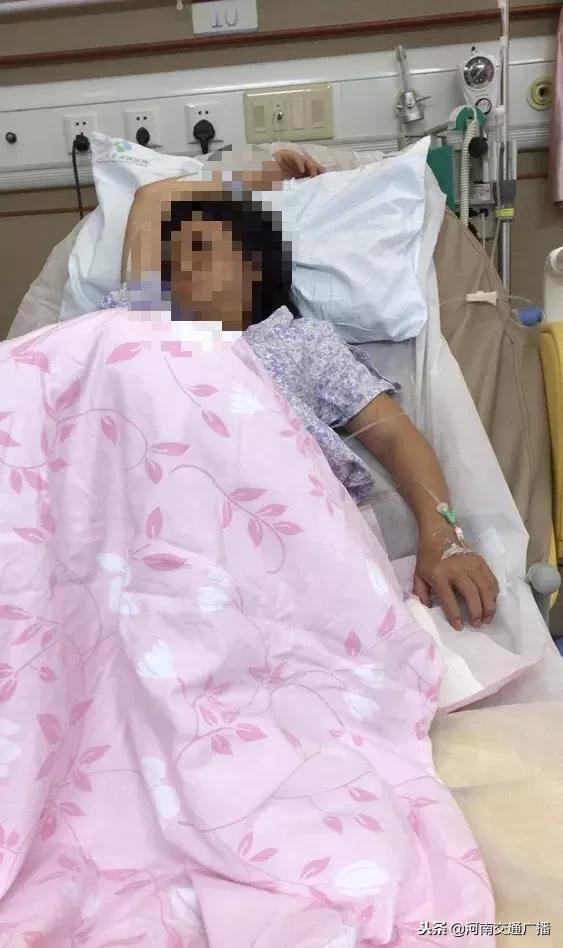 剖腹产术中宝宝出不来压宫底,剖腹产婴儿呼吸不顺