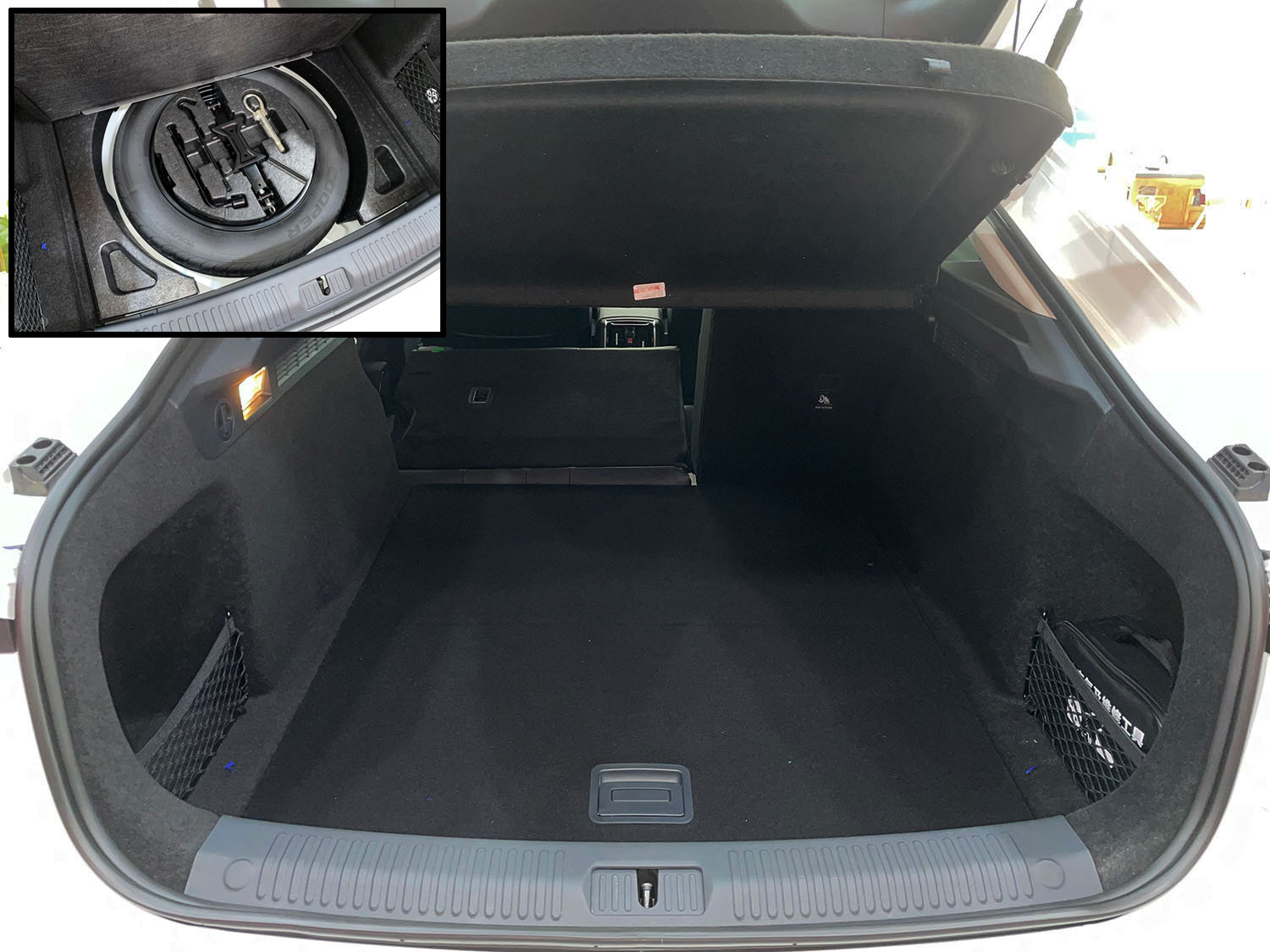 年轻人的第一辆轿跑型汽车奔腾b70,造型不错性能好的车