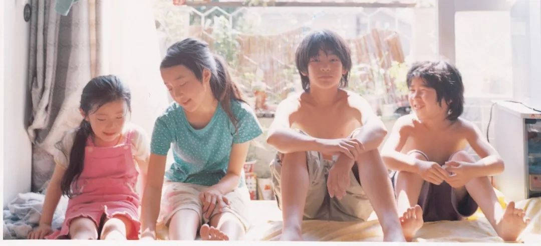 被“幽禁”的黑户孩子，到死了还无人知晓，不敢看第二遍