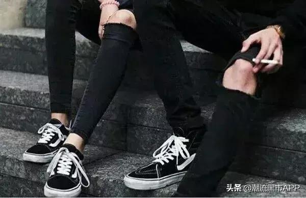 阿迪情侣鞋哪款比较好,耐克情侣鞋哪一款最适合