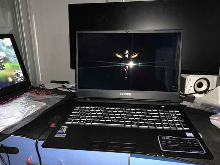 准大学生挑选笔记本电脑视频,请大家推荐几款笔记本电脑