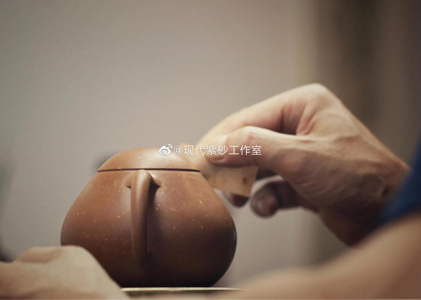 张春兰做的紫砂壶贵不贵,买一把紫砂壶一千四贵不贵