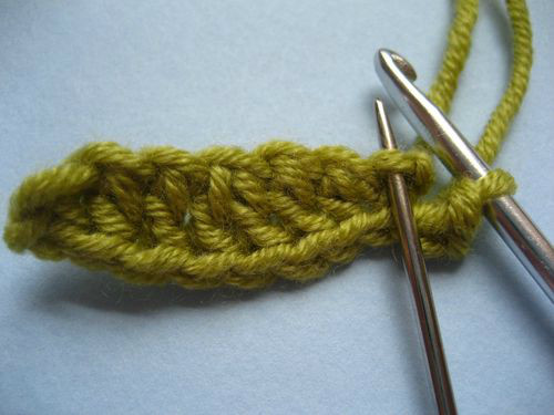 钩针玫瑰花叶子花样图解,一体钩玫瑰花的图解教程大全