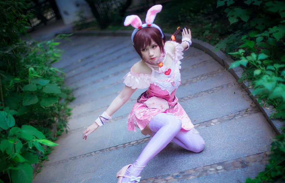 斗罗大陆小舞cos兔子不是吃草的吗,斗罗大陆真人cos小舞和唐三合照