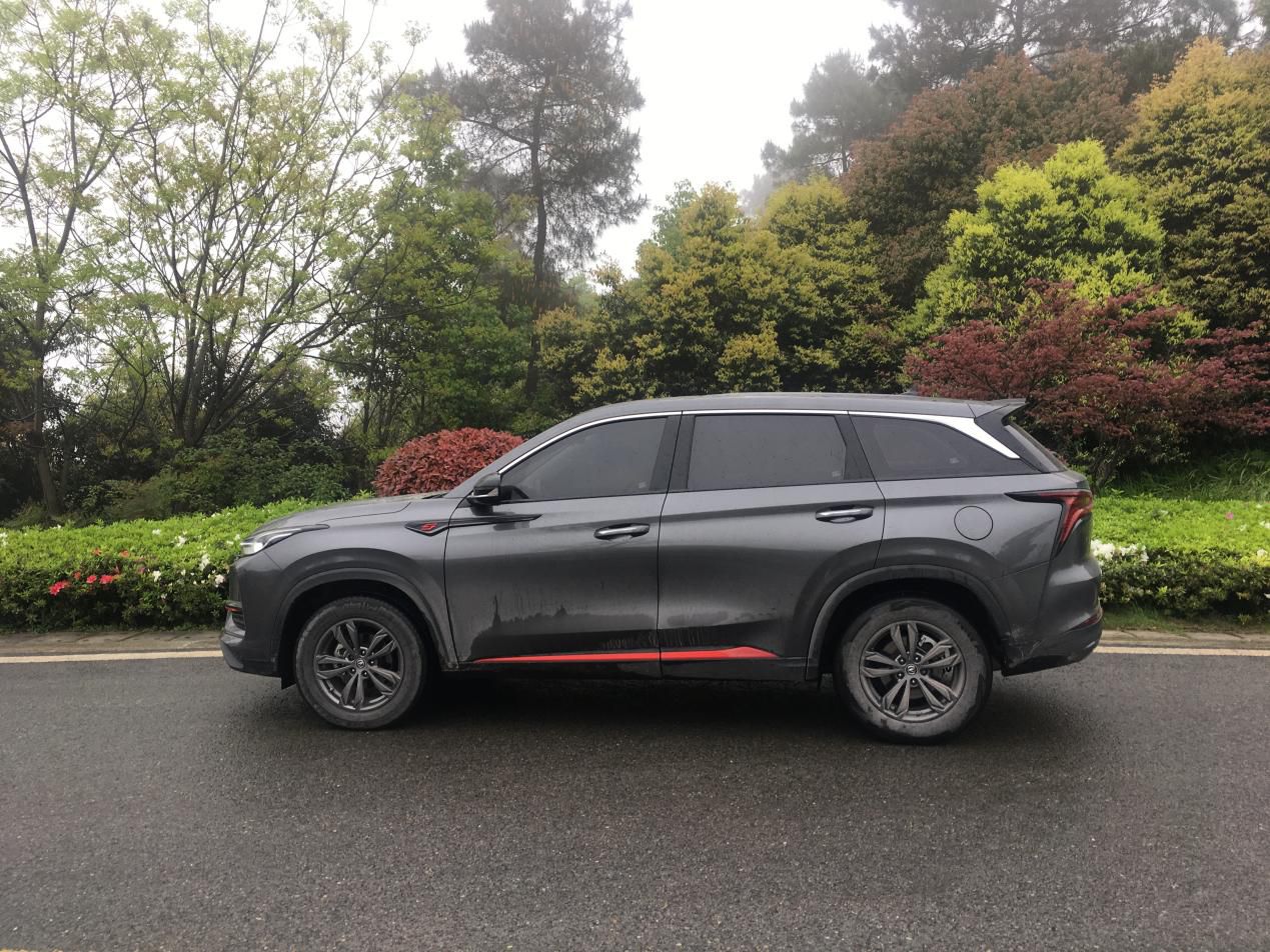 新款广汽传祺gs4试驾爬坡,山城爬坡开车