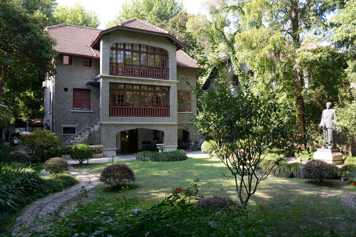 盘点上海十大网红打卡地,上海打卡红色地标有哪些地点